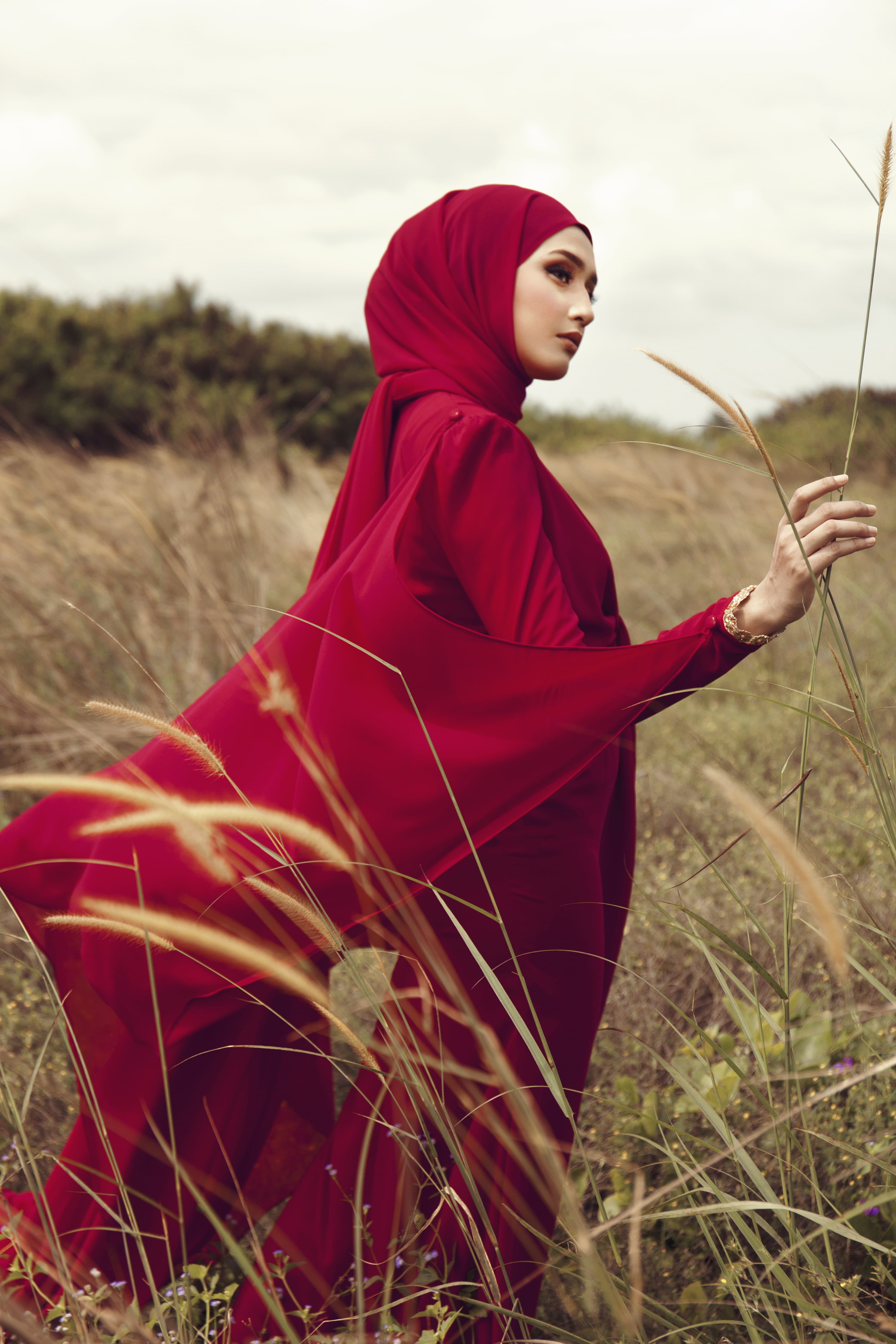 PRE ORDER AMEERA IN RED